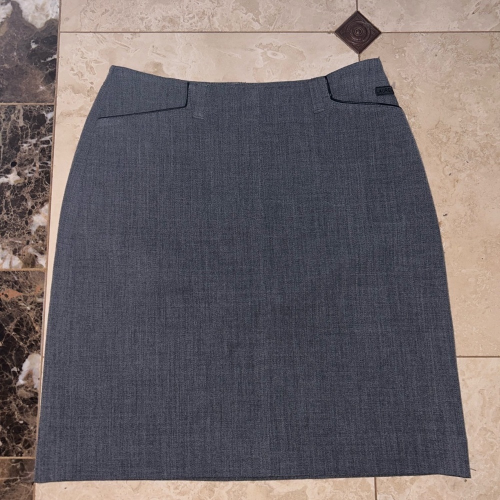 Ralph Lauren- Grey pencil Skirt